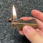 Briquet essence rechargeable