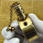 Briquet à gousset transparent