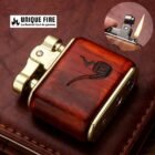 Briquet essence en bois gravé